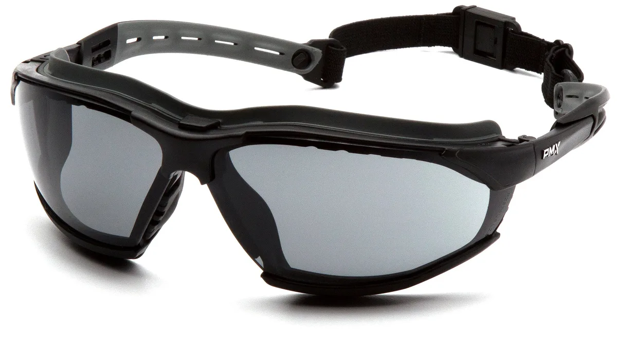 31005 PYRAMEX ISOTOPE SAFETY SPORT GOGGLES, BLACK FRAME W/RUBBER GASKET, GRAY LENS, #GB9420STM