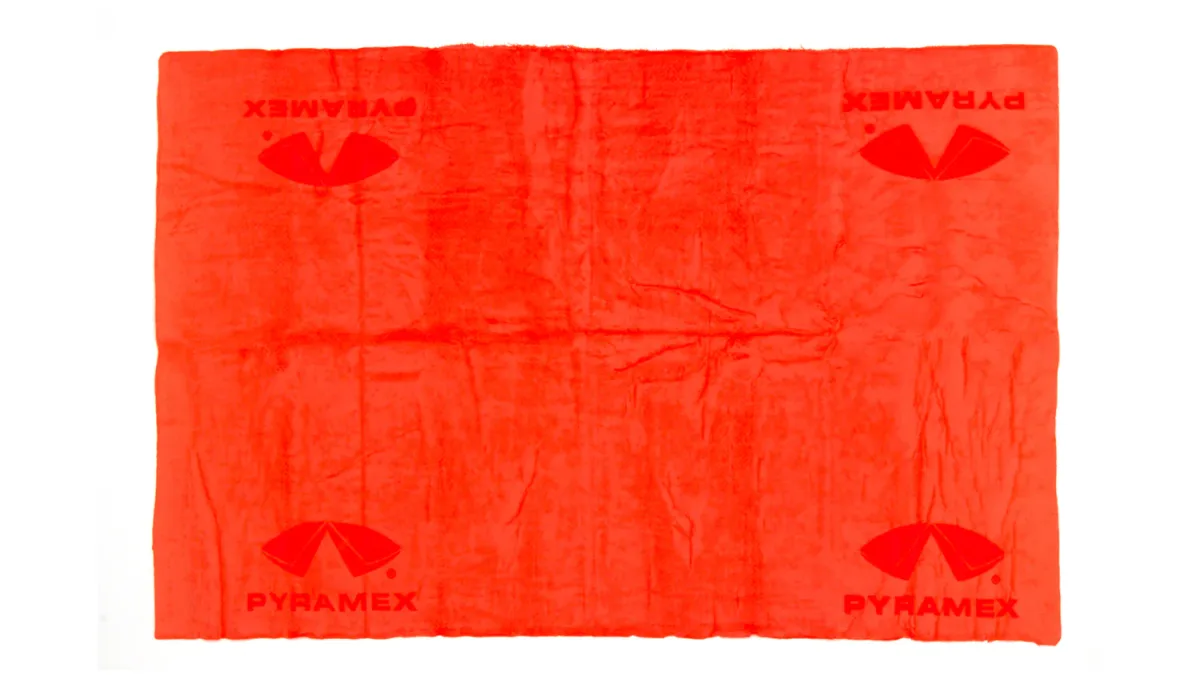 33404 PYRAMEX COOLING TOWEL, ORANGE ITEM C40